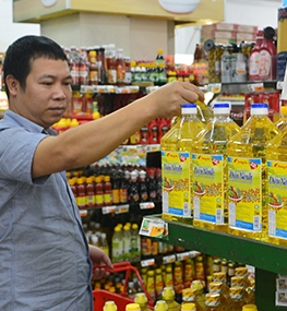 Phụ thuộc vào siêu thị ngoại: Doanh nghiệp Việt sẽ phá sản