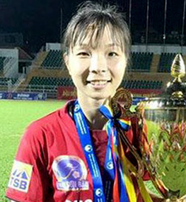 Cầu thủ Trần Thị Hồng Nhung thi đấu ấn tượng tại Thái Lan
