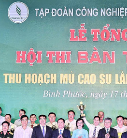 VRG vinh danh nhiều tập thể, cá nhân xuất sắc tại Hội thi Bàn tay vàng