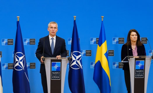 Tranh luận tại Phần Lan và Thụy Điển về việc gia nhập NATO và thái độ đối với Nga