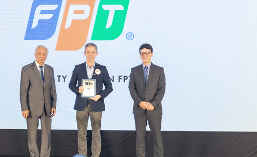 FPT được vinh danh Top 50 Công ty Niêm yết kinh doanh hiệu quả nhất Việt Nam năm 2023