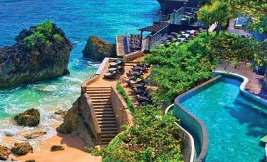 Indonesia mở cửa trở lại hòn đảo Bali cho du khách từ 19 quốc gia đủ điều kiện