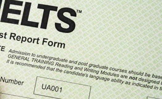 Vì sao Bộ GD&ĐT yêu cầu địa phương dừng tuyển thẳng lớp 10 bằng chứng chỉ IELTS?