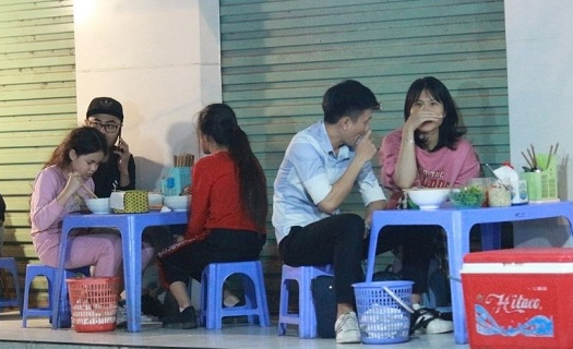 Từ 17h chiều 3/5, quán ăn đường phố, trà đá vỉa hè ở Hà Nội tạm dừng hoạt động