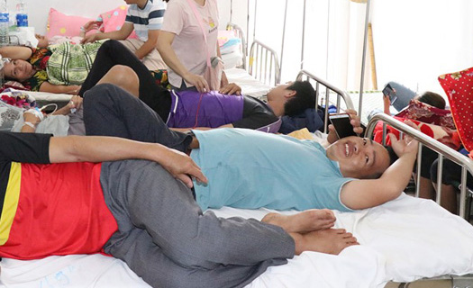 Đắk Lắk: Cơ sở y tế quá tải do số người mắc sốt xuất huyết tăng mạnh