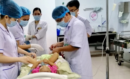 Bệnh viện Ung bướu Đà Nẵng thành công xạ trị áp sát nhi đầu tiên ở Việt Nam
