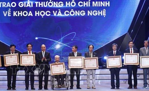 Chủ tịch nước: Cần nâng tầm uy tín của Giải thưởng Hồ Chí Minh vươn tầm thế giới