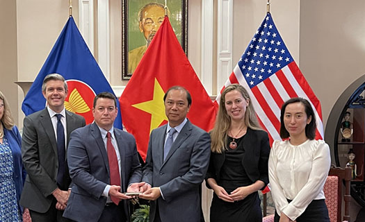Cục Điều tra Liên bang Mỹ trao trả cổ vật và hiện vật văn hóa cho Việt Nam